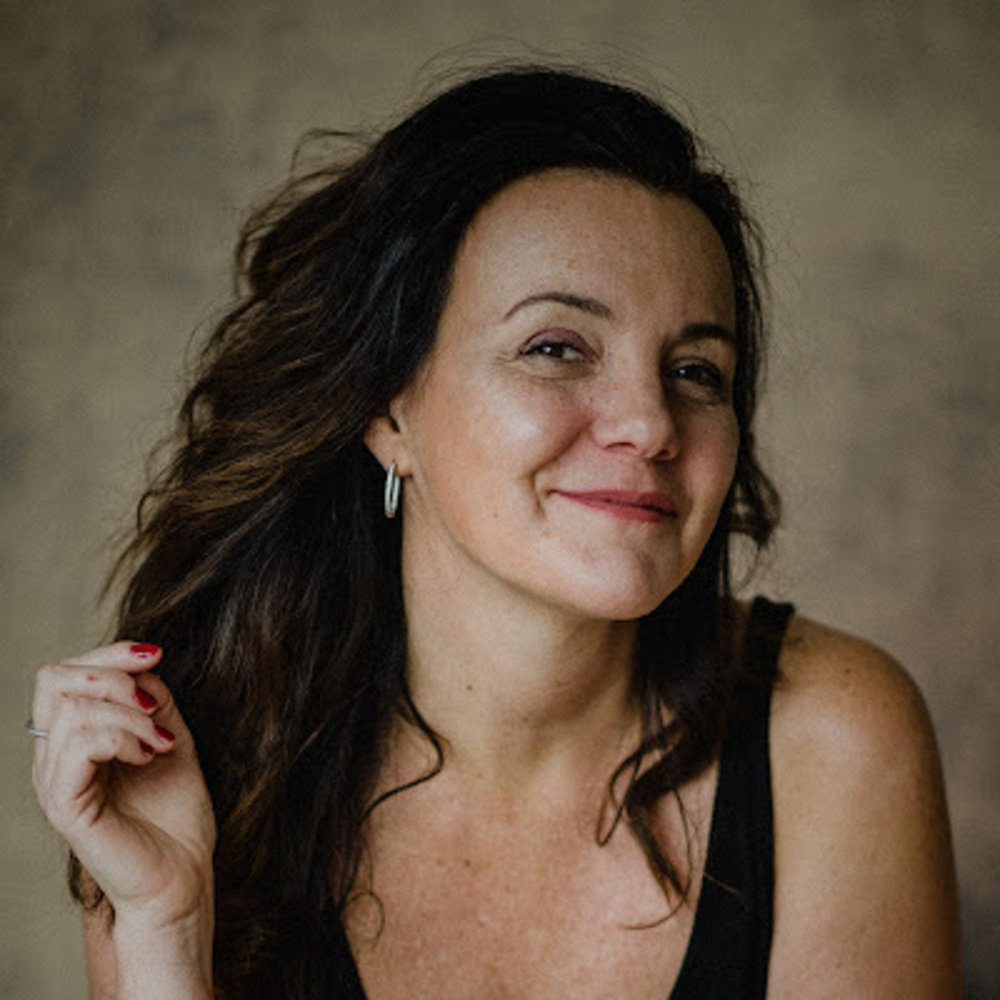 Meet your Posher, Maria dolores